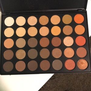 BRAND NEW MORPHE PALETTE!
